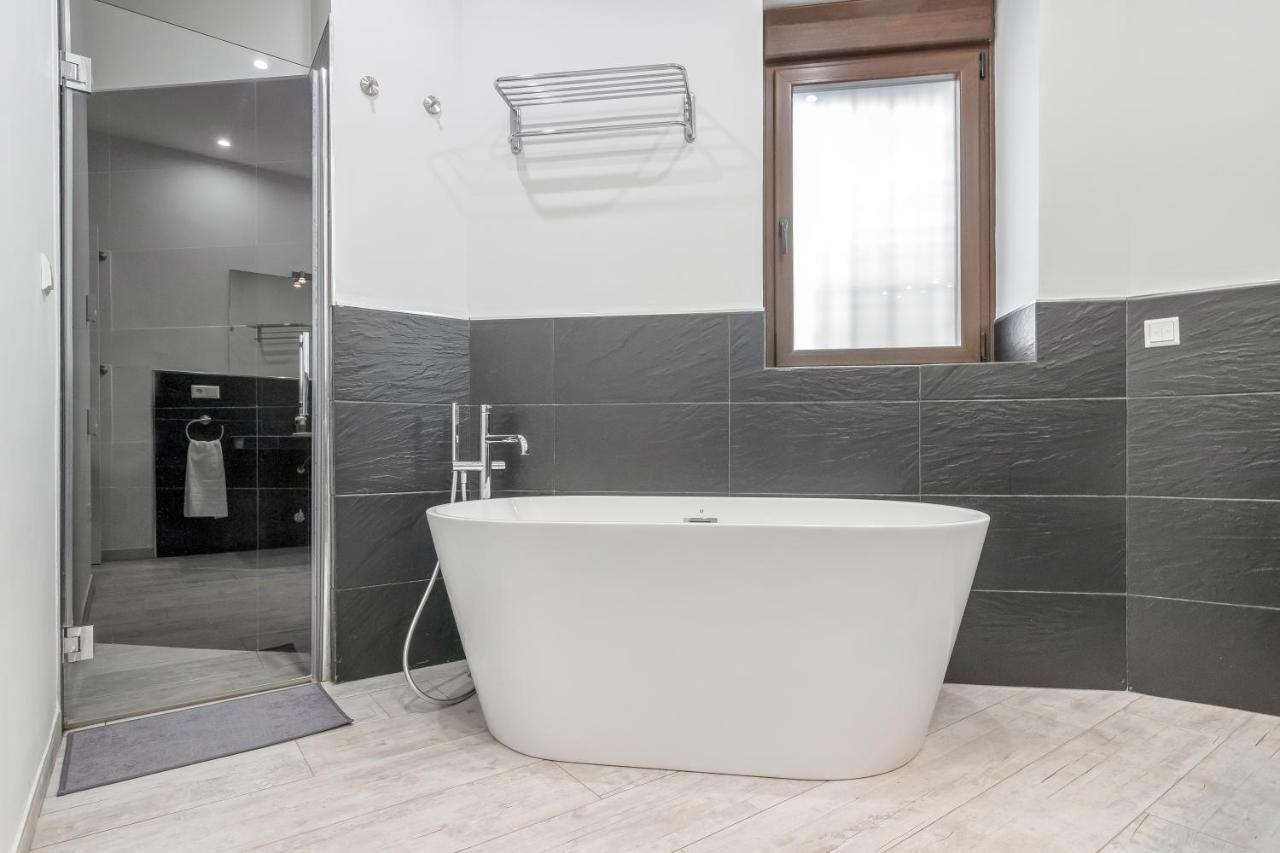 Gav Cerrillo Apartment รอนดา ภายนอก รูปภาพ