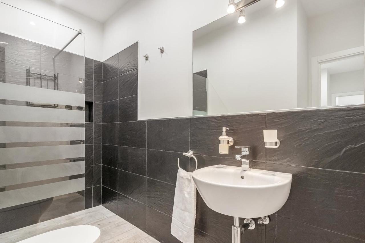 Gav Cerrillo Apartment รอนดา ภายนอก รูปภาพ
